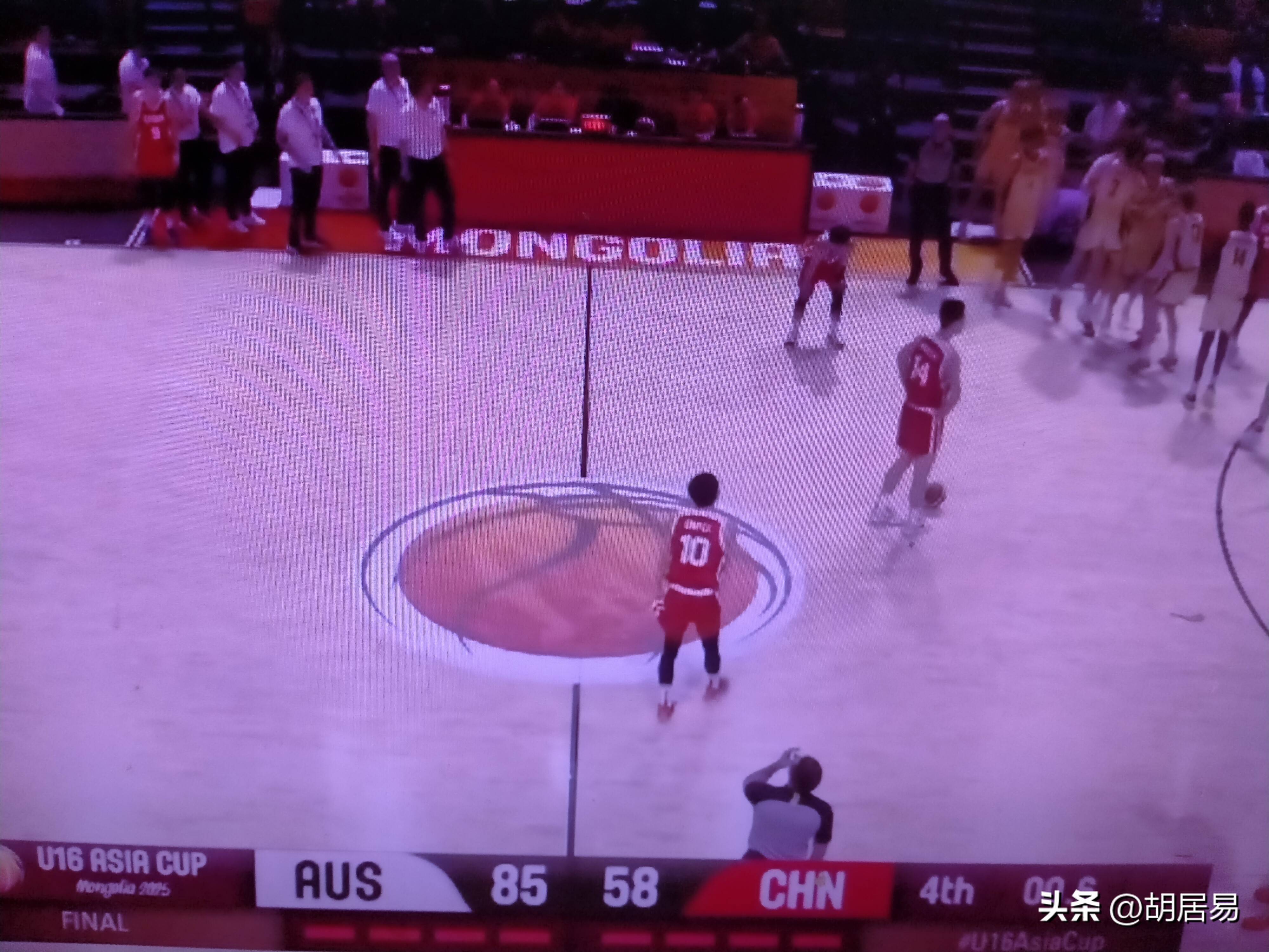 包含冲刺阶段体能课后,俄克拉荷马雷霆复出首秀备战CBA季后赛,底气十足,身体对抗强度拉满的词条 包含冲刺阶段体能课后,俄克拉荷马雷霆复出首秀备战CBA季后赛,底气十足,身体对抗强度拉满的词条