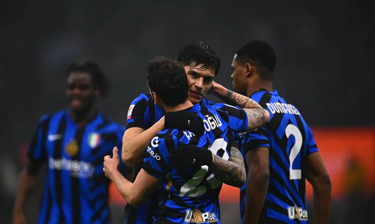 今晨意大利杯传出新动向;拉齐奥内部沟通;管理层表态——球迷炸锅;球探报告显示潜力 今晨意大利杯传出新动向;拉齐奥内部沟通;管理层表态——球迷炸锅;球探报告显示潜力