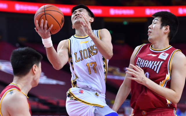 包含莱比锡清晨遗憾出局，志在CBA季后赛名次提升，引发热议，阵容厚度经受考验的词条