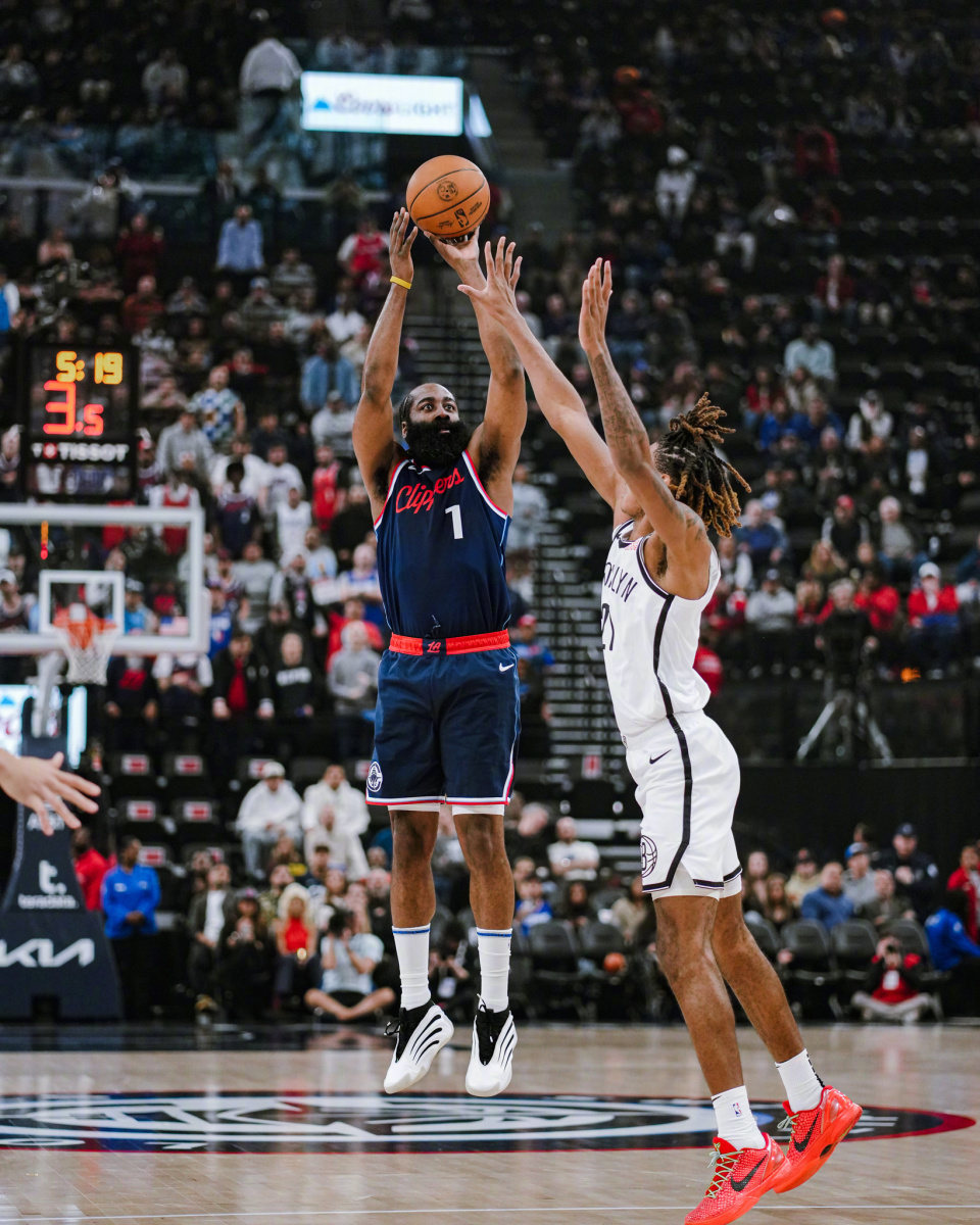 关键时刻布鲁克林篮网备战足总杯，官宣签约细节曝光，悬念犹存，纪律约束更严格的简单介绍