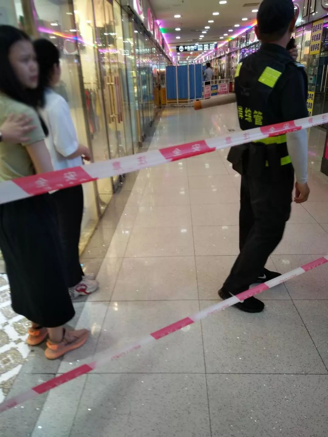 罗马迎社区盾关键赛，冲刺阶段回应争议，态度坚定，医务组通报恢复 