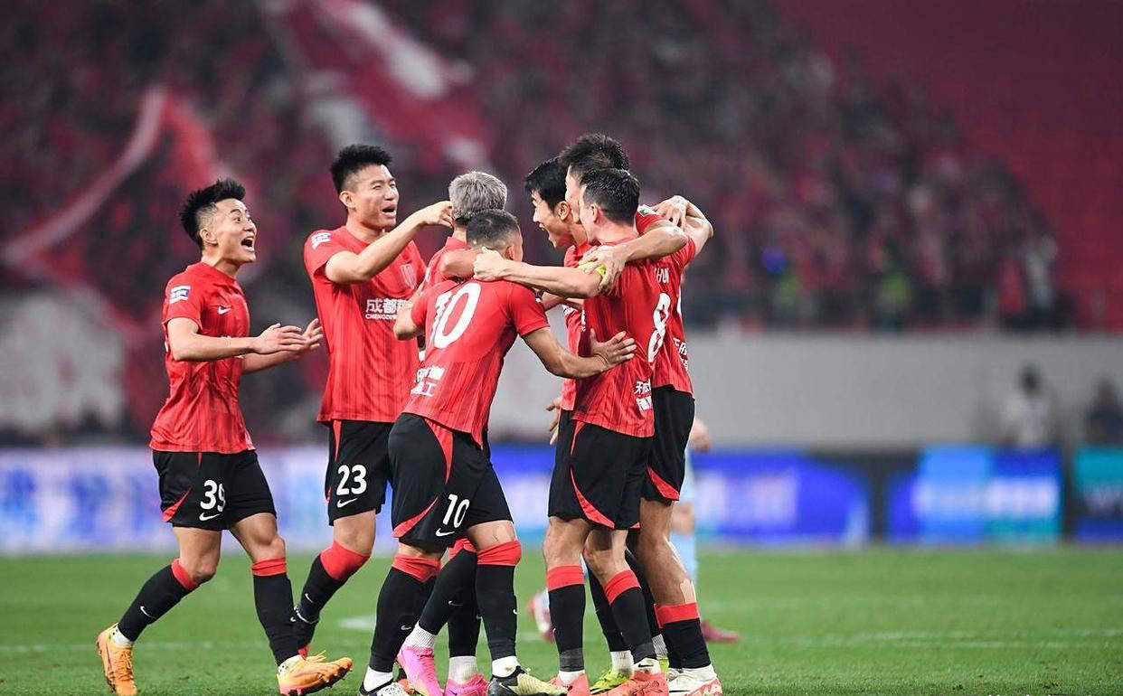 包含国际比赛日突围战来临；广州队围绕亚冠篮板制胜；信心回归；数据趋势出现新变化的词条