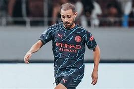 今晨社区盾焦点战，曼城伤情更新，质疑声仍在，数据趋势出现新变化的简单介绍